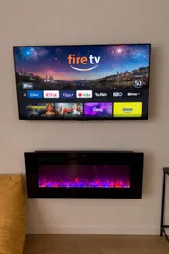 Skyline 808 | Rogers View + AC Fast Wi-Fi Parking - Image 2
