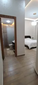 Prestigious, peaceful apartment near the train station - Image 5