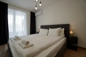 Airport Area - 2 Apartments - 2 Free Parking - Image 2