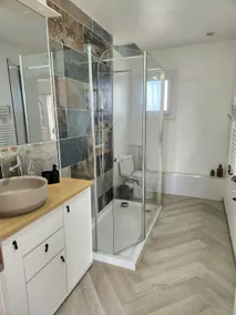 Mareva House - Discreet with parking - Image 2