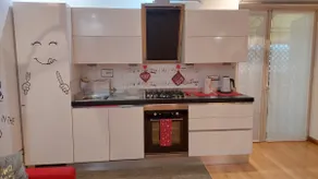 Tiny House - Image 3