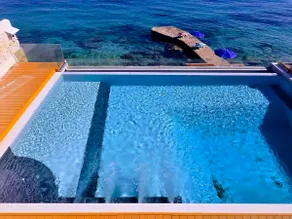 White Coral Villa Residence Shared Pool&Sea Access - Image 5