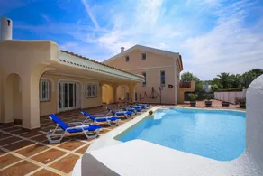 Spacious Private Villa with Pool in Salou - Image 2