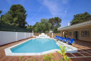 Spacious Private Villa with Pool in Salou - Image 4