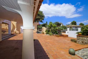 Spacious Private Villa with Pool in Salou - Image 3