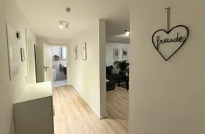 Newly built apartment with private entrance in a prime location - Image 2