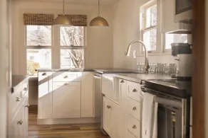 Rabbit Run - Cozy Cottage - 6 blocks to the square - Image 3
