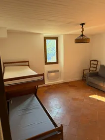 Mountain apartment with garden - Image 4