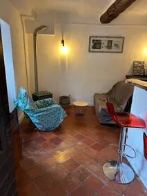 Mountain apartment with garden - Image 3