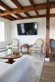 The Farmhouse Retreat *Brand New Listing* - Image 4