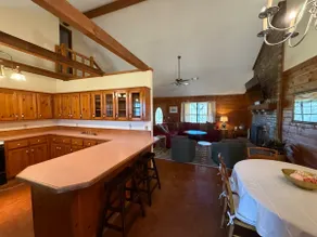 The Piney Woods Cabin - Image 3