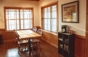 Secluded Shop-House Retreat/Walk to Heritage Park! - Image 4