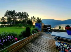 Unique traditional Norwegian cabin next to the fjord - Image 3