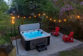 The Birds Nest-Lakefront-Hot tub-Bunkie-Kayaks - Image 3