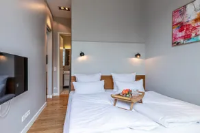 Design-Suite with Garage, Mitte - Image 4