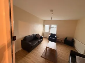 full house ROOMY BNB - Image 2