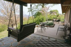 Blue Ridge 5BR Modern Retreat • Appalachian Views - Image 4