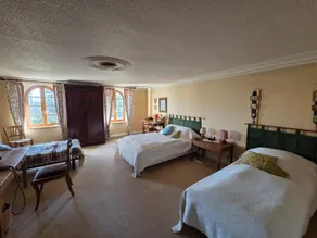 Large, spacious and independent house - Image 5