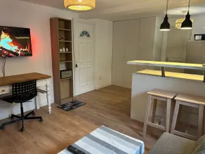 Cozy apartment with parking - Image 4