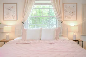 Springstead | Family Pool Getaway | Pets Stay FREE - Image 2
