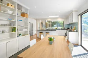 The Brightside in Warburton - Image 2