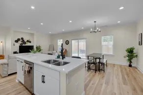 Pristine Stay Near Duke | No Carpet + Parking - Image 3