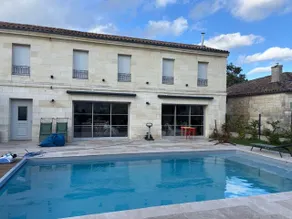 Large 200 m2 family home with 11 x 5 pool - Image 2