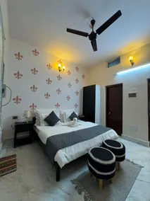 Vaikuntham stay (2BHK) Mahmoorganj - Image 4
