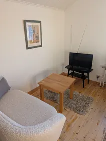Modern studio with amazing views - Image 3