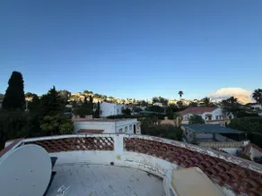 House with garden and terrace near Puerto de Calp - Image 4