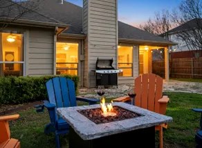 NEW! Stylish Home Arcade & Fireplace Sleeps 10 - Image 2