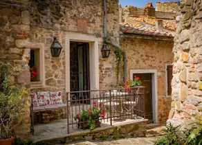 Elegant loft in the hills of Tuscany - Image 4