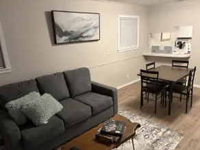 3 Beds/Workstation/Sofa Bed/Smart TVs - Image 2