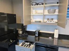 Downtown and Centrally Located - Clean and Safe - Image 3