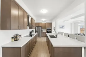 4BR/4.5WR Family Fun+Game Room+FencedYard+5Parking - Image 3