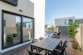 Private pool | parking | barbecue | 15 min airport - Image 5