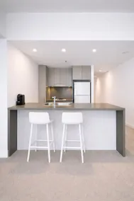 Skyline Retreat Free Parking 2 min to Stadium Sleeps 6 - Image 5