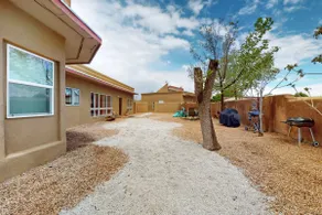Desert Hacienda Estate | Large House - Image 4