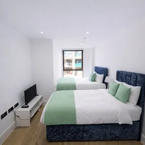 Upton park Plaistow East Ham Canning Town Apartment in London - Image 4