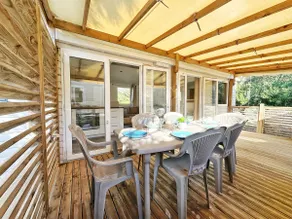 Bungalow under the pine trees, air conditioning, swimming pools, private beach - Image 2