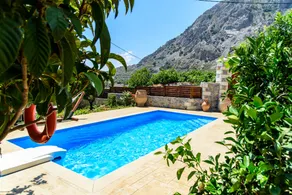 Kliton Villa - Image 2