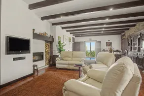 Casa de Guadalupe - Image 2