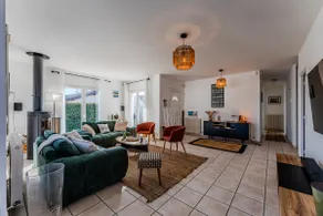 Villa with private pool, garden & wood-burning stove - Image 2