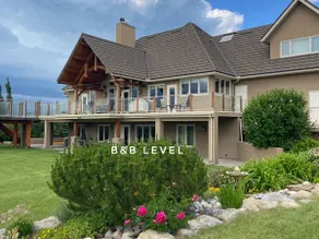 Mountain Sky Retreat Luxe 2BR B&B + Private Sauna - Image 3
