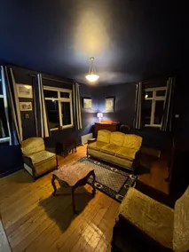 2 bed 2 bath house in Quiet Estate - Image 2