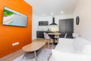 4 Seasons Nest - Private Courtyard - Paris - Image 4