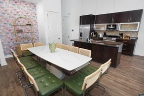Huge 5BR Heart of Fulton Market Duplex of Dreams - Image 3