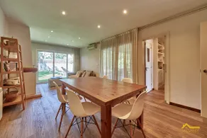 House with Private Pool, BBQ and Games Room - Image 3