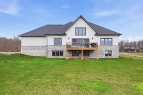*NEW Luxury Cobble Beach Golf Retreat w/ Game Room - Image 4