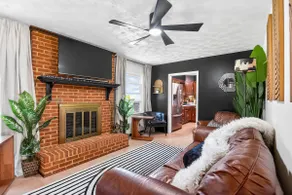 Boutique Retreat near Fort Eustis & Williamsburg - Image 4